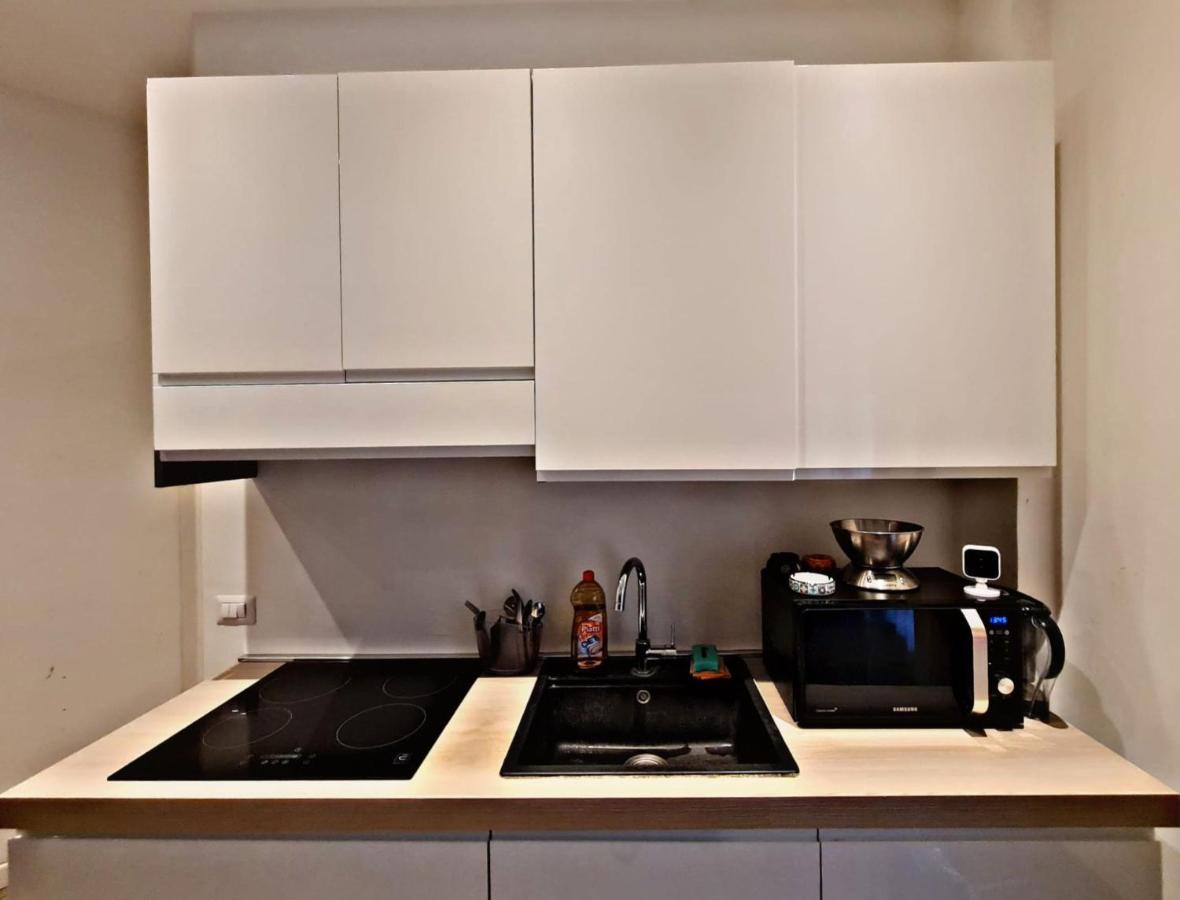 Modern Apartment Cozy Style روما المظهر الخارجي الصورة